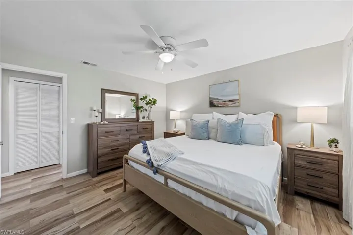 843 Palm View Dr 25, Naples, Florida 34110