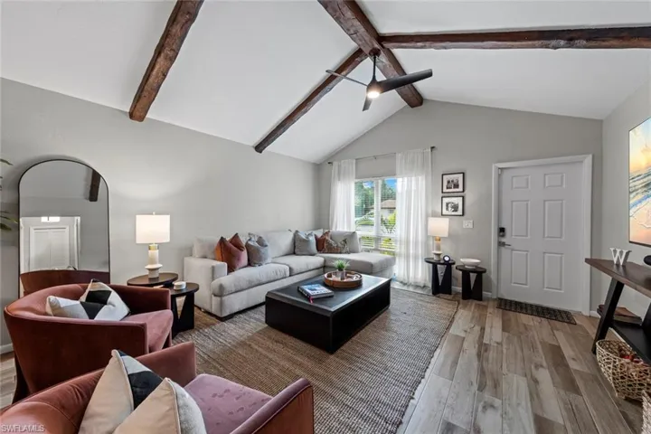 843 Palm View Dr 25, Naples, Florida 34110