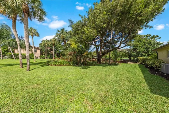843 Palm View Dr 25, Naples, Florida 34110