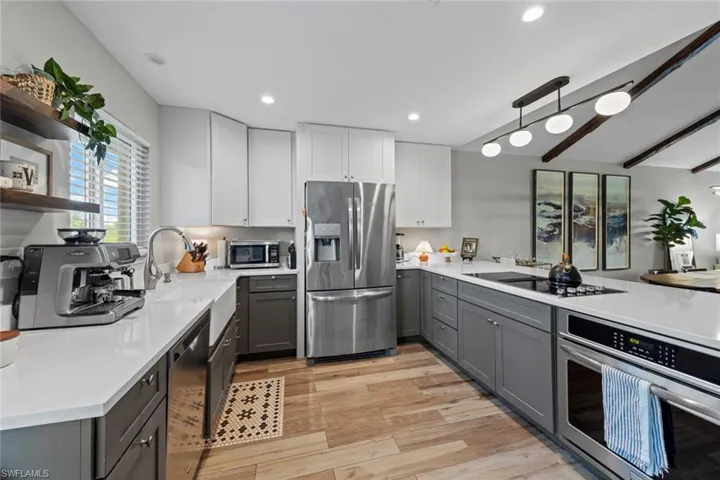843 Palm View Dr 25, Naples, Florida 34110