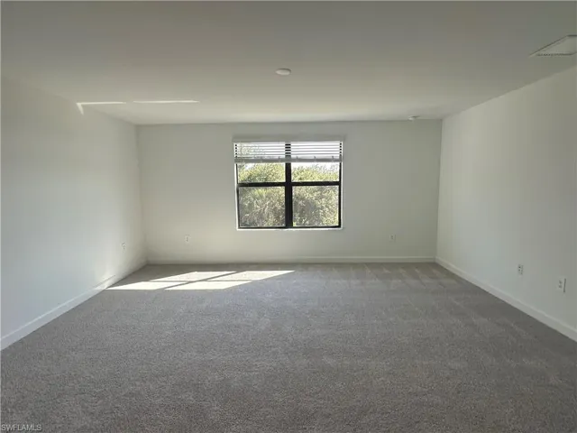 Empty room with carpet