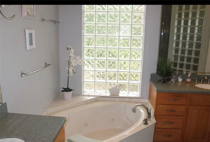 5621 Cypress Creek Dr, Grant, Florida 32949