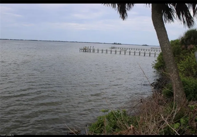 5621 Cypress Creek Dr, Grant, Florida 32949