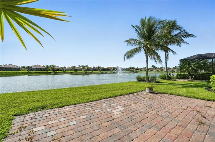 3030  Sunset Pointe  CIR, Cape Coral, FL 33914