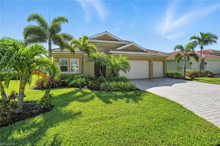 3030  Sunset Pointe  CIR, Cape Coral, FL 33914