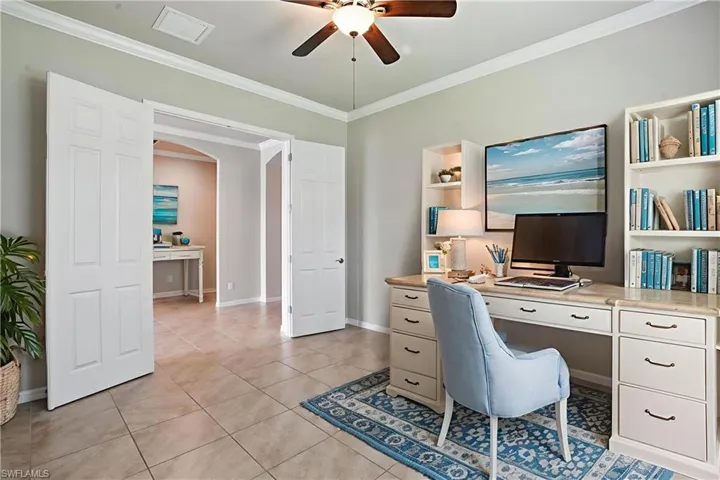 3030  Sunset Pointe  CIR, Cape Coral, FL 33914