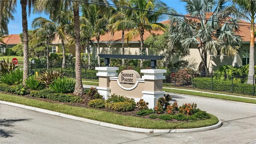 3030  Sunset Pointe  CIR, Cape Coral, FL 33914