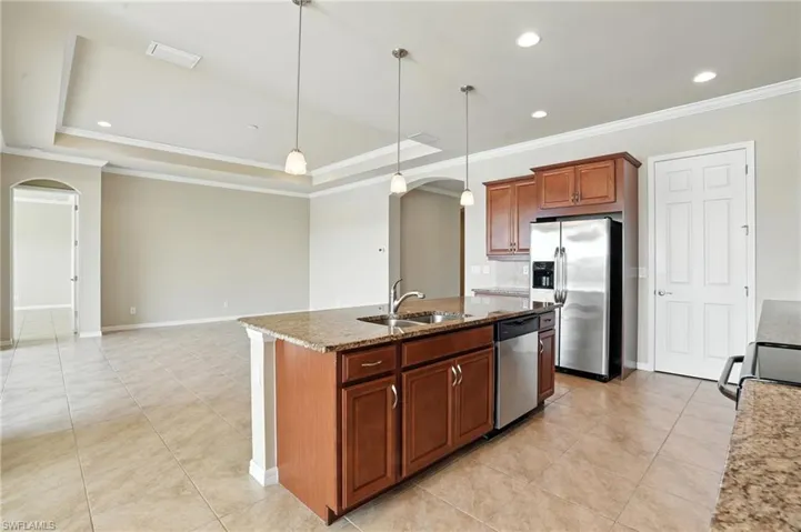3030  Sunset Pointe  CIR, Cape Coral, FL 33914