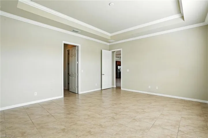 3030  Sunset Pointe  CIR, Cape Coral, FL 33914