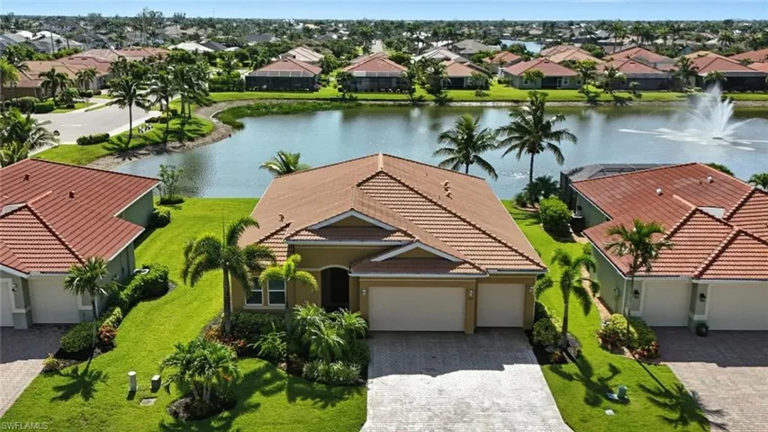 3030  Sunset Pointe  CIR, Cape Coral, FL 33914