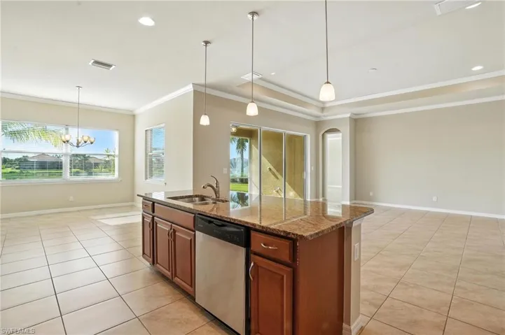 3030  Sunset Pointe  CIR, Cape Coral, FL 33914