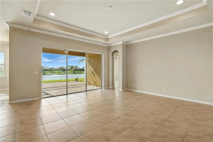 3030  Sunset Pointe  CIR, Cape Coral, FL 33914