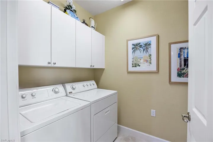 9069  Whimbrel Watch  LN, Naples, FL 34109
