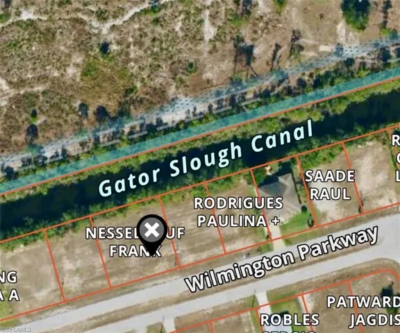 207 Wilmington Pkwy, Cape Coral, Florida 33993