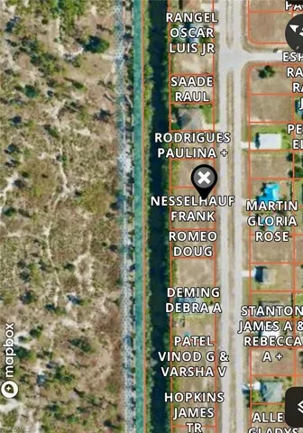 207 Wilmington Pkwy, Cape Coral, Florida 33993