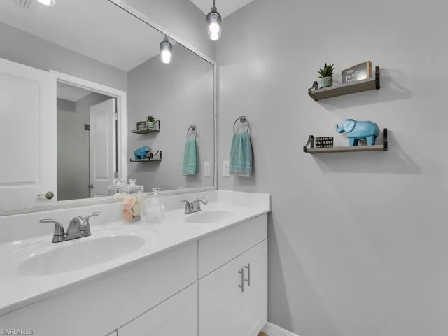 4231  Villa Rapallo  WAY, North Fort Myers, FL 33917
