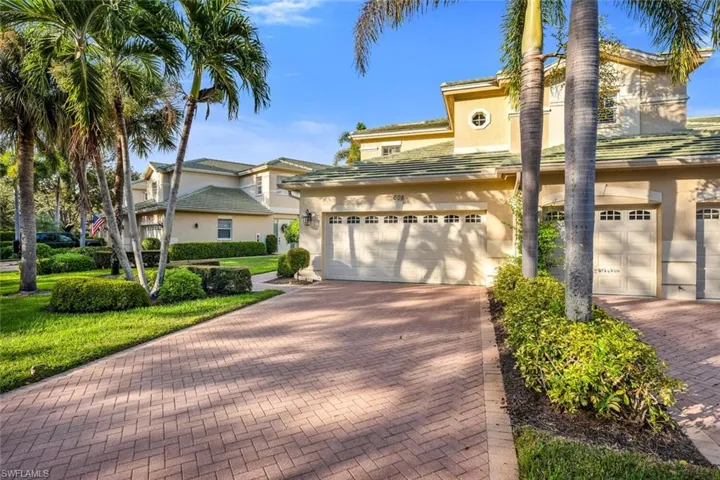 608  Vintage Reserve  LN, Naples, FL 34119