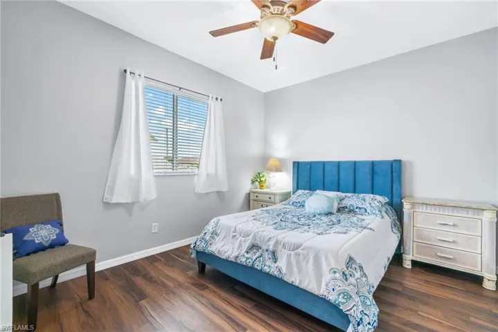 1049 Nw 38th Pl, Cape Coral, Florida 33993
