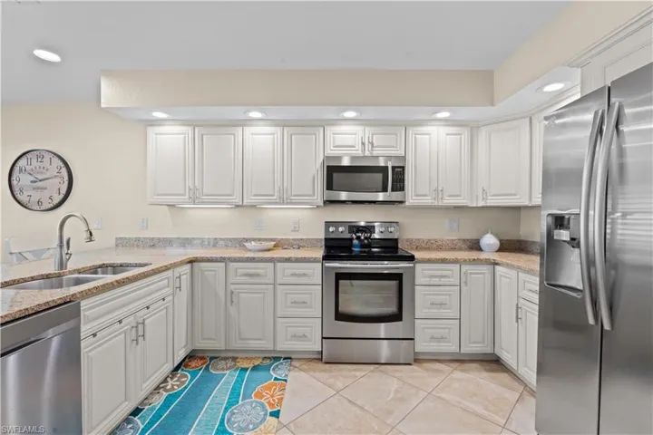 16330 Fairway Woods Dr 1705, Fort Myers, Florida 33908