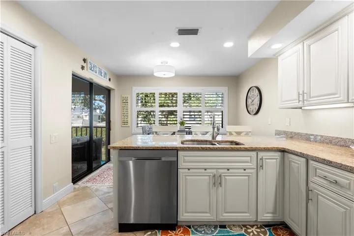 16330 Fairway Woods Dr 1705, Fort Myers, Florida 33908