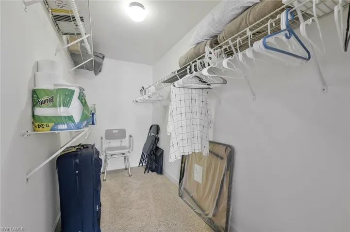MASTER CLOSET