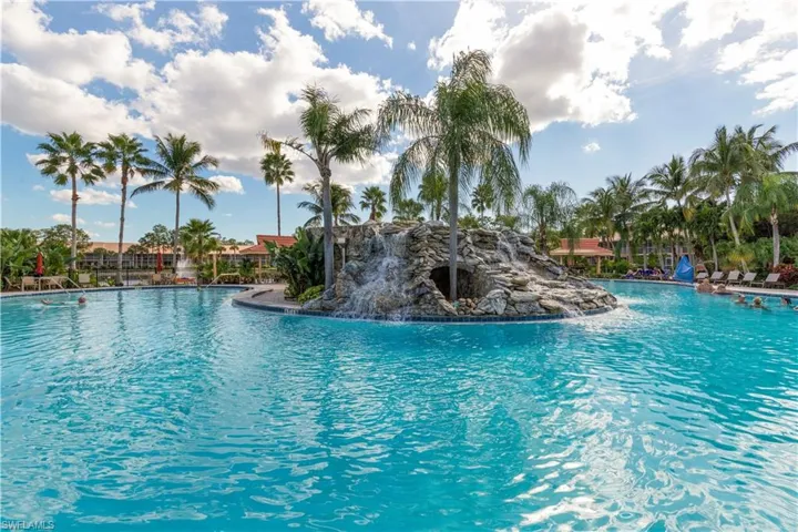 A TROPICAL ISLAND AT POOL