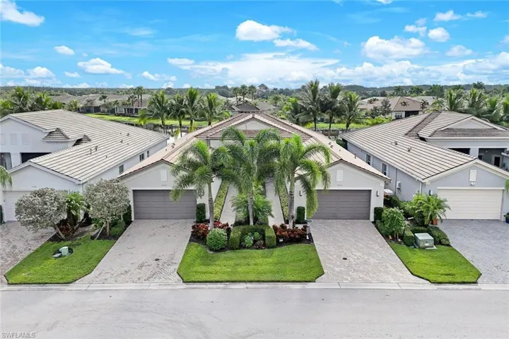 Single story home with a front yard