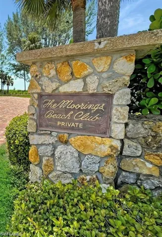 2500  Gulf Shore N BLVD, Naples, FL 34103