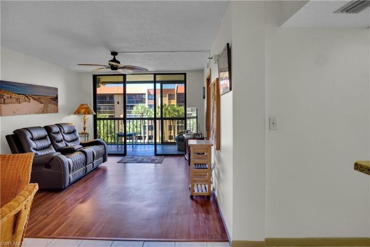3006 Caring WAY # 431, PORT CHARLOTTE FL 33952