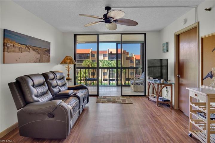 3006 Caring WAY # 431, PORT CHARLOTTE FL 33952