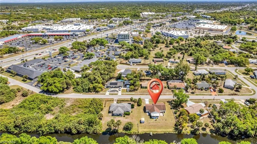 1361 Frizzell Ln, Port Charlotte, Florida 33948