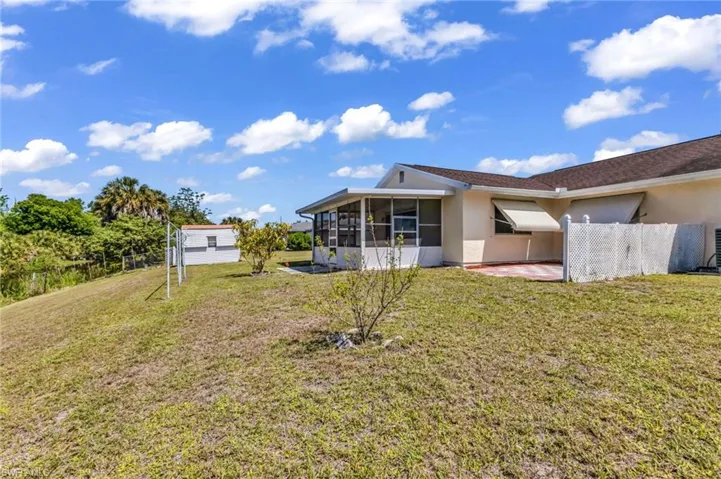 1361 Frizzell Ln, Port Charlotte, Florida 33948