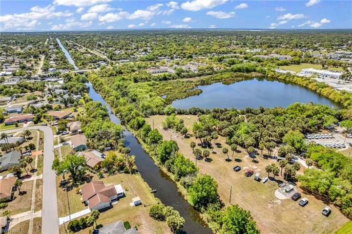 1361 Frizzell Ln, Port Charlotte, Florida 33948