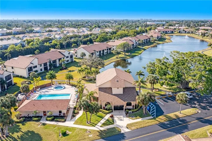 8430 Charter Club Cir # 16, Fort Myers Fl 33919