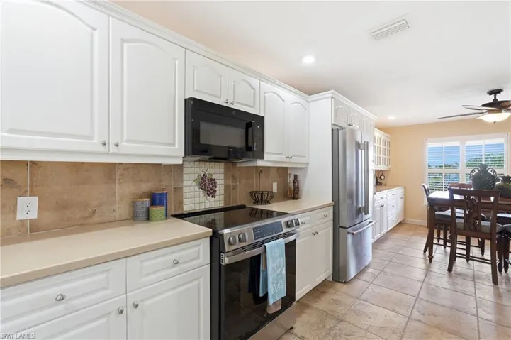 4206 Se 20th Pl 105, Cape Coral, Florida 33904