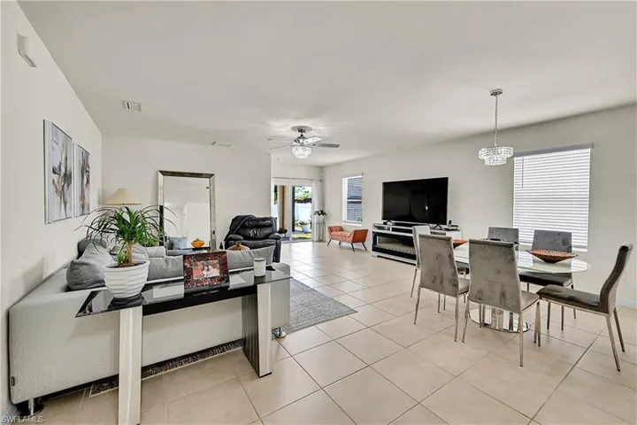 1616 Ne 6th Pl, Cape Coral, Florida 33909
