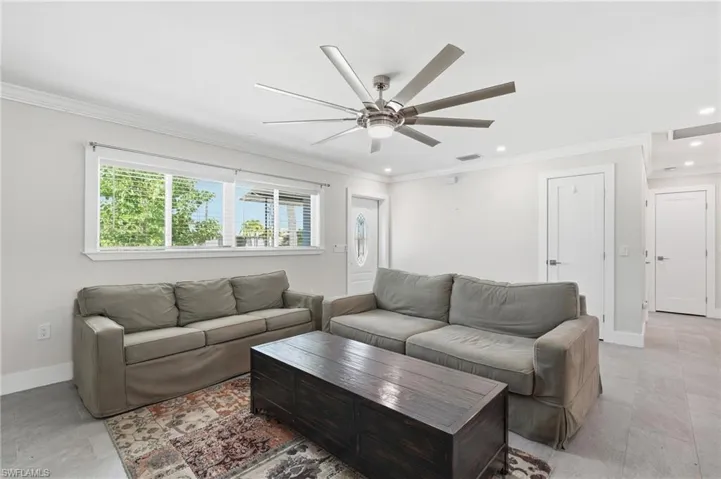 345 Donora Blvd, Fort Myers Beach, Florida 33931