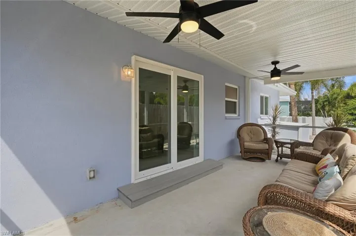 345 Donora Blvd, Fort Myers Beach, Florida 33931