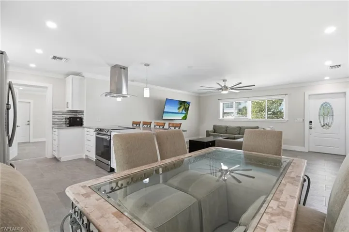 345 Donora Blvd, Fort Myers Beach, Florida 33931