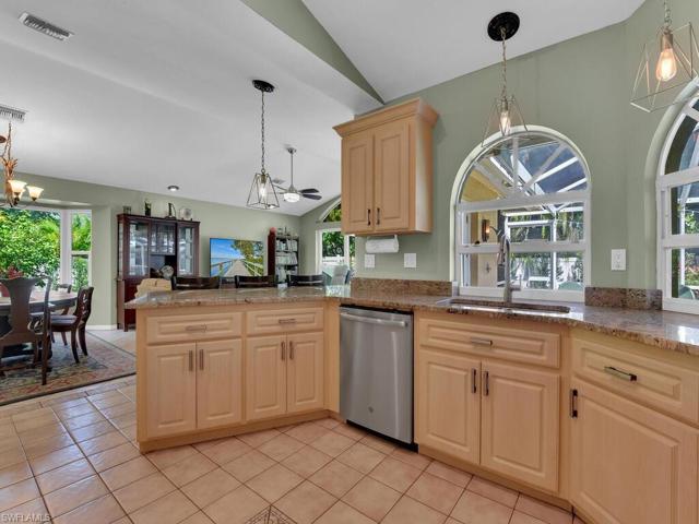 Pass-Through Windows, Perfect for Entertaining