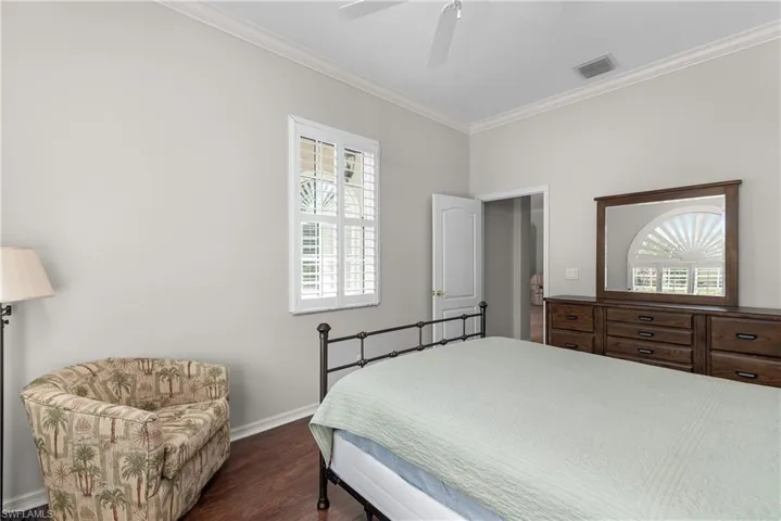 Den/4th Bedroom
