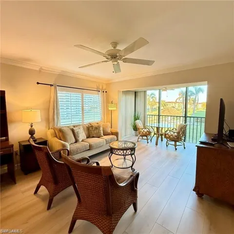 57  High Point W CIR, Naples, FL 34103