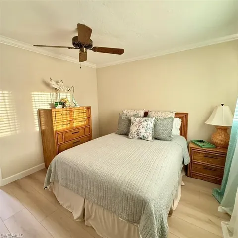 57  High Point W CIR, Naples, FL 34103