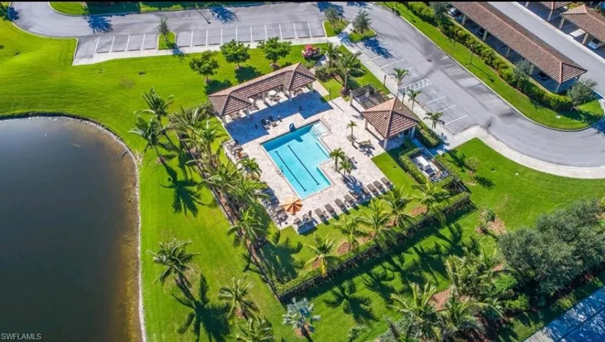 9844  Venezia  CIR, Naples, FL 34113