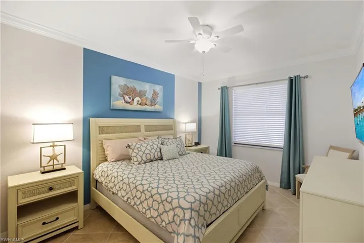9844  Venezia  CIR, Naples, FL 34113