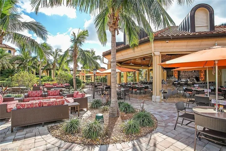 9844  Venezia  CIR, Naples, FL 34113