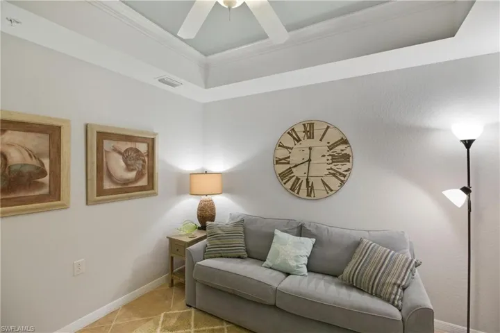 9844  Venezia  CIR, Naples, FL 34113