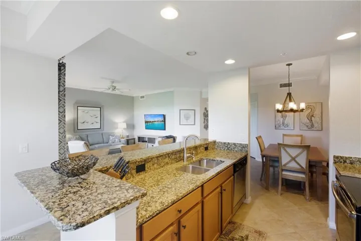 9844  Venezia  CIR, Naples, FL 34113