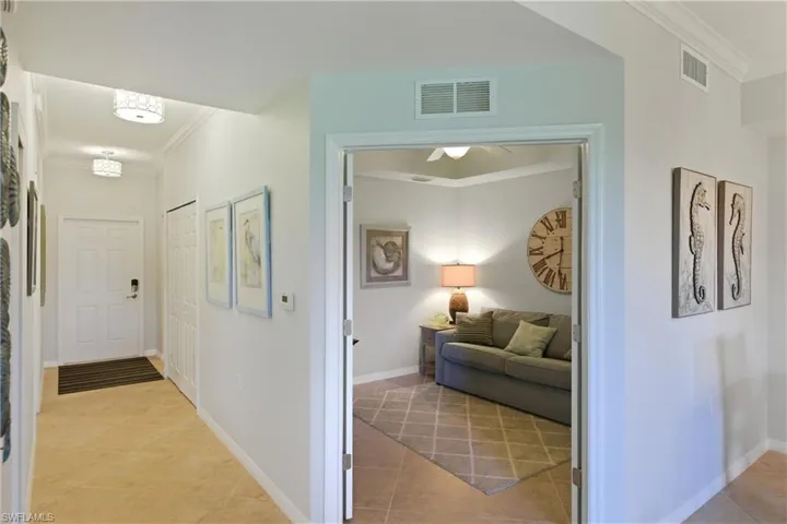 9844  Venezia  CIR, Naples, FL 34113
