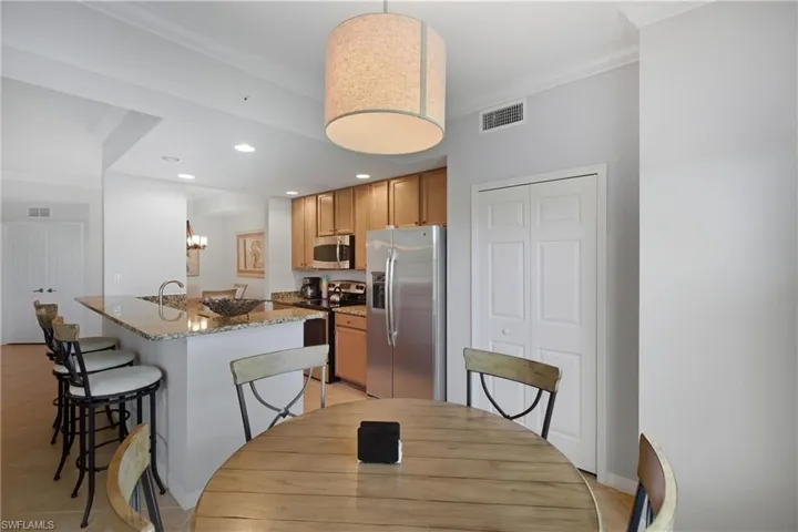 9844  Venezia  CIR, Naples, FL 34113